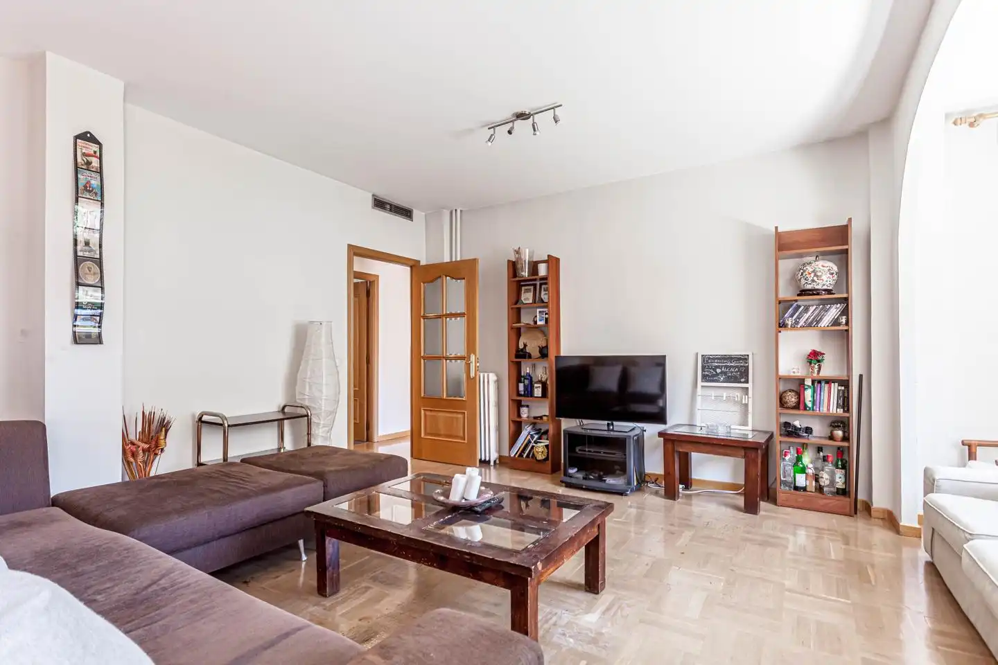 Sala de estar de Piso en venta en Madrid con Calefacción, Parquet y Terraza