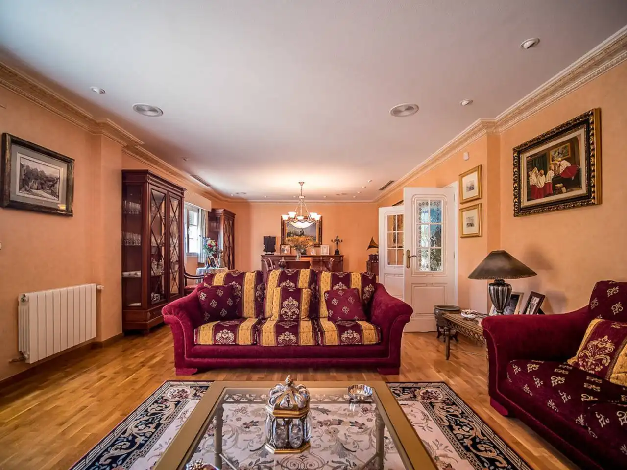 Villa mit Pool zum Verkauf in Calle Ronda Sur, imagen 3