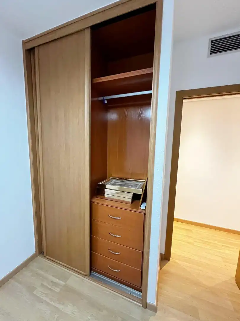 Dormitori de Pis de lloguer en Córdoba amb Aire condicionat, Calefacció i Terrassa