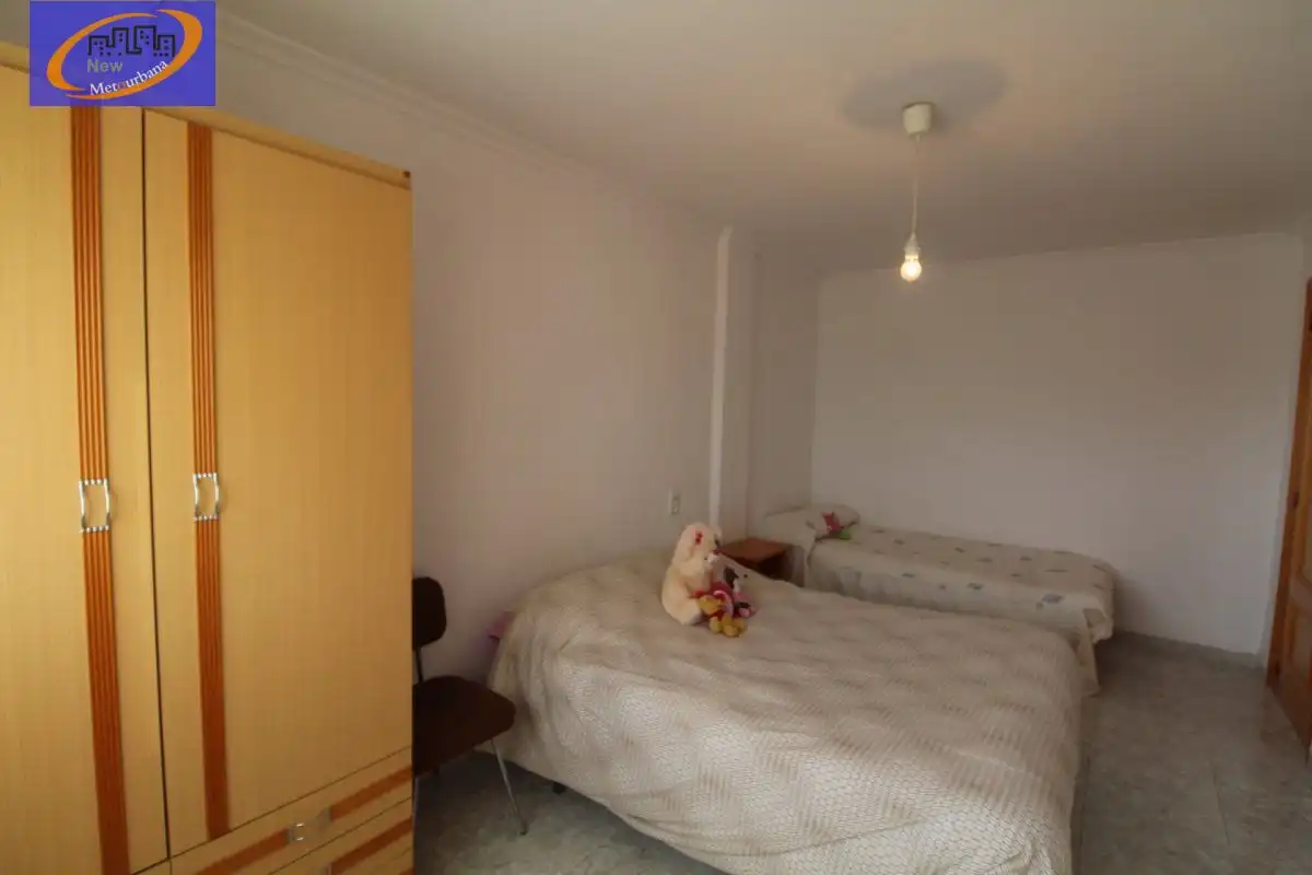 Bedroom of Houses for sale in Cortes de Pallás  with Air Conditioner, Heating and Terrace