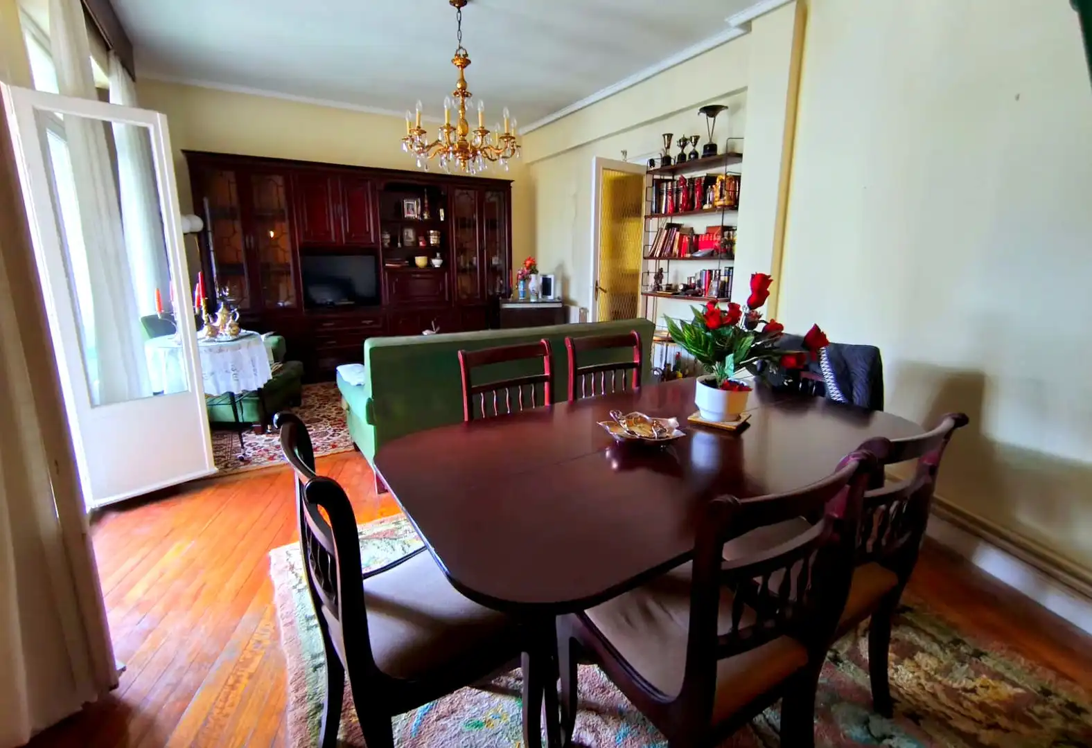 Comedor de Piso en venta en Getxo  con Amueblado y Balcón
