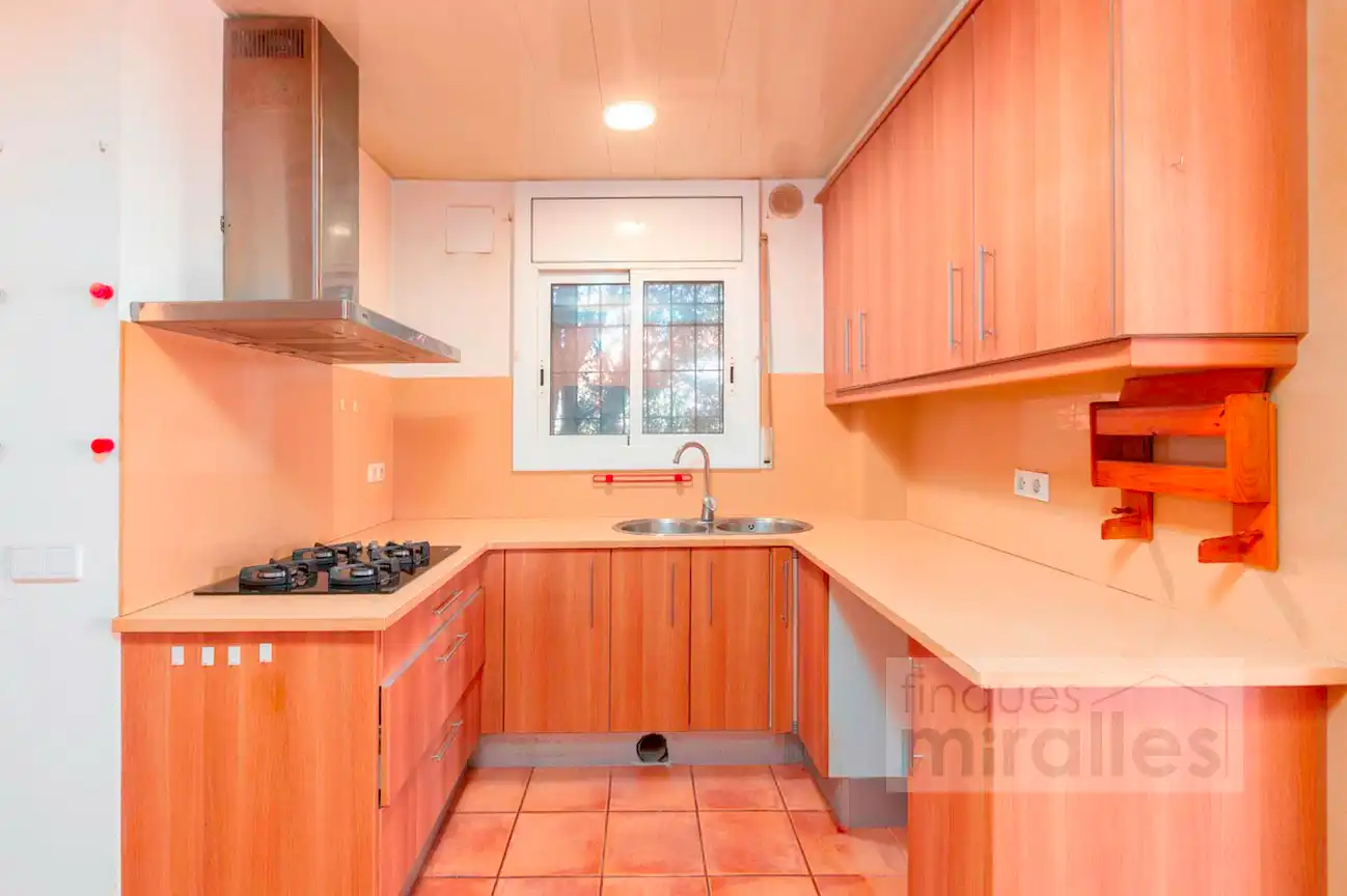 Villa con terrazza in vendita a Carrer Àngel Guimerà 13, imagen 5