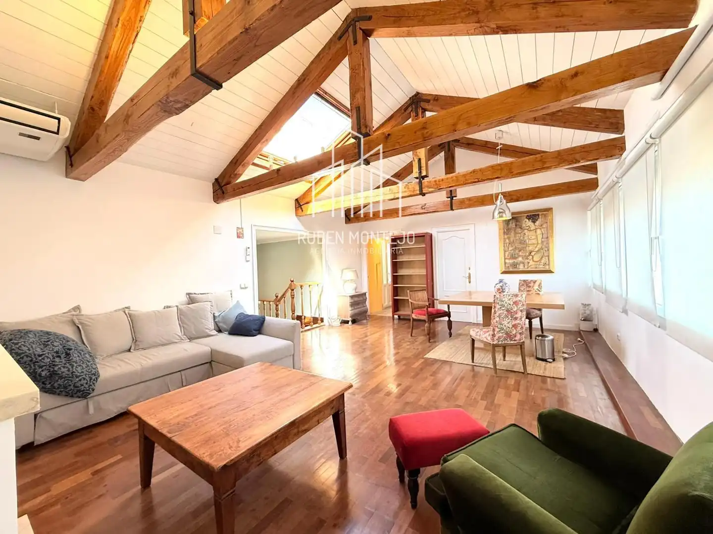 Living room of Attic for rent in Salamanca  with Air Conditioner, Heating and Terrace