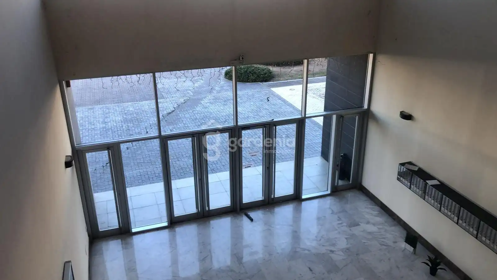 Office for sale in La Rinconada  with Air Conditioner