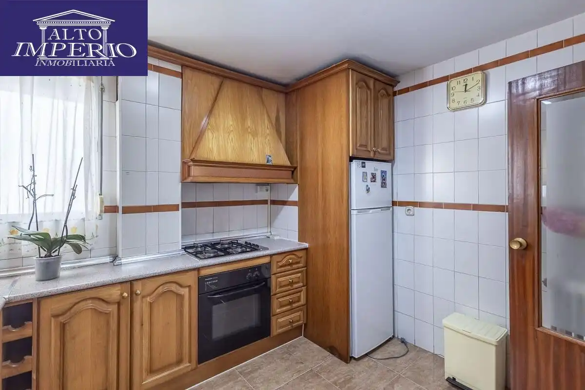 Piso con ascensor en venta en Calle MARQUES DE MONDEJAR, imagen 10