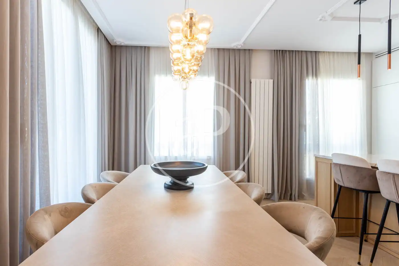 Comedor de Piso de alquiler en Barcelona con Aire acondicionado, Calefacción y Terraza