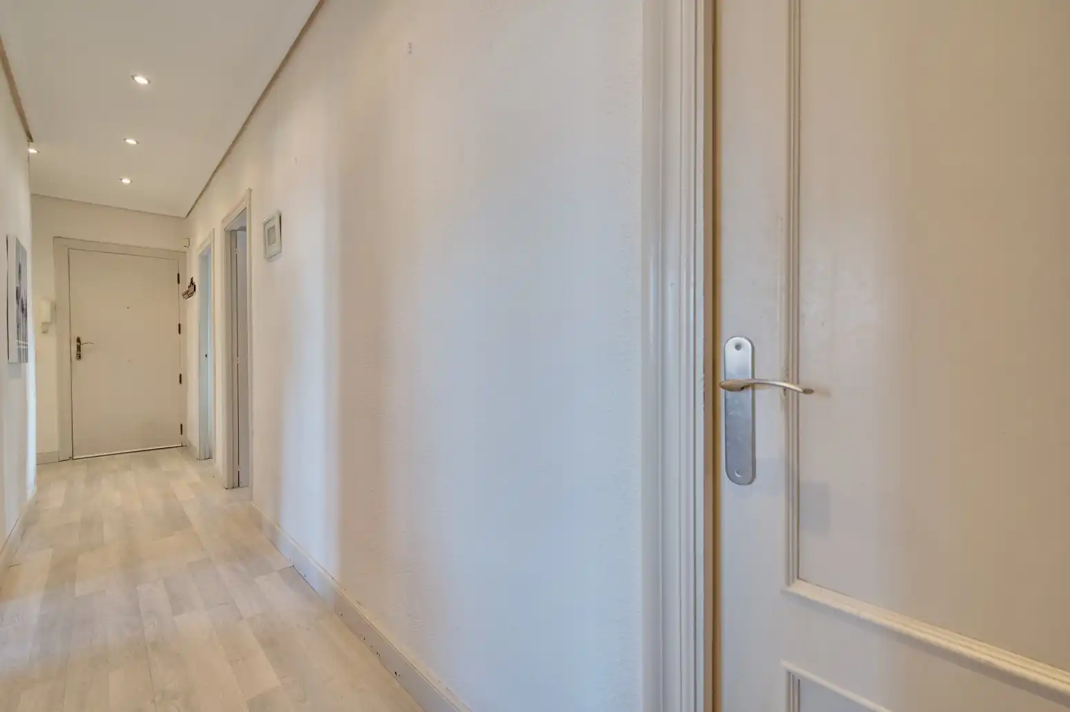 Piso en venta en  Pamplona / Iruña con Calefacción y Parquet