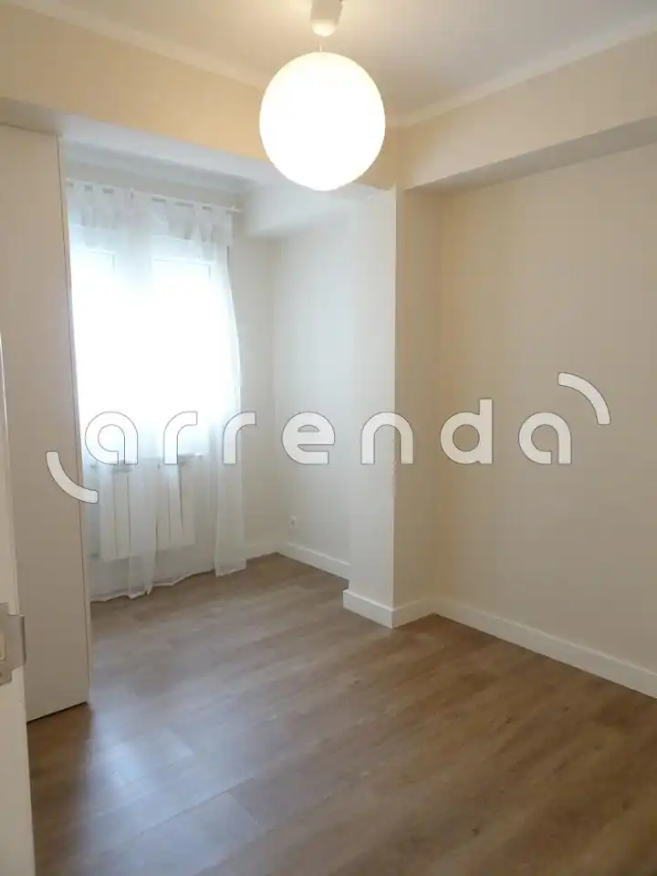 Schlafzimmer von Wohnung zur Miete in Santander mit Heizung und Möbliert