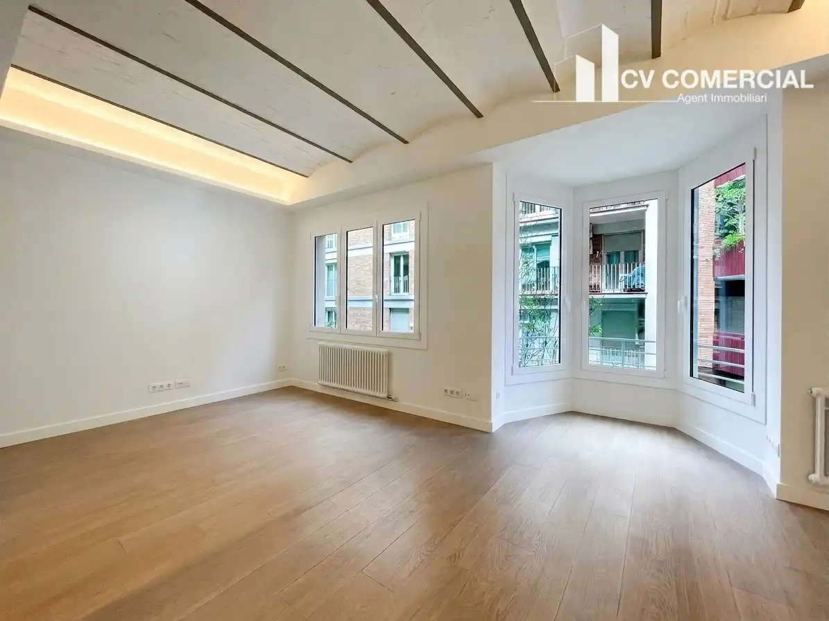 Living room of Flat for sale in Barcelona  with Air Conditioner, Heating and Parquet flooring