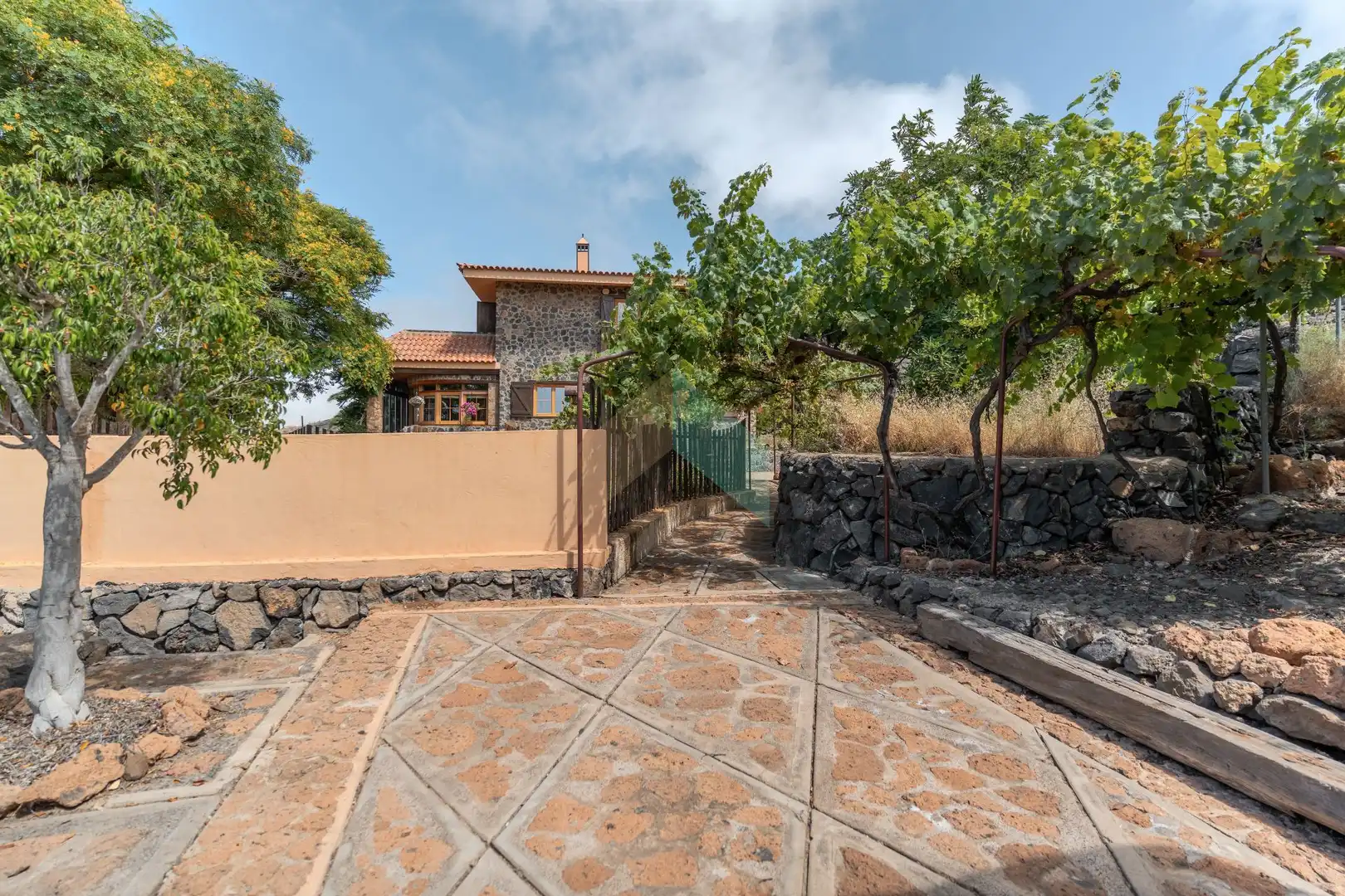 Terrassa de Casa o xalet en venda en Arona amb Aire condicionat, Calefacció i Jardí privat