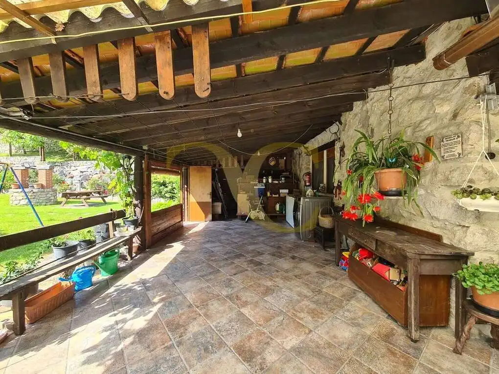 Terrassa de Casa o xalet en venda en Peñamellera Alta amb Calefacció, Jardí privat i Terrassa