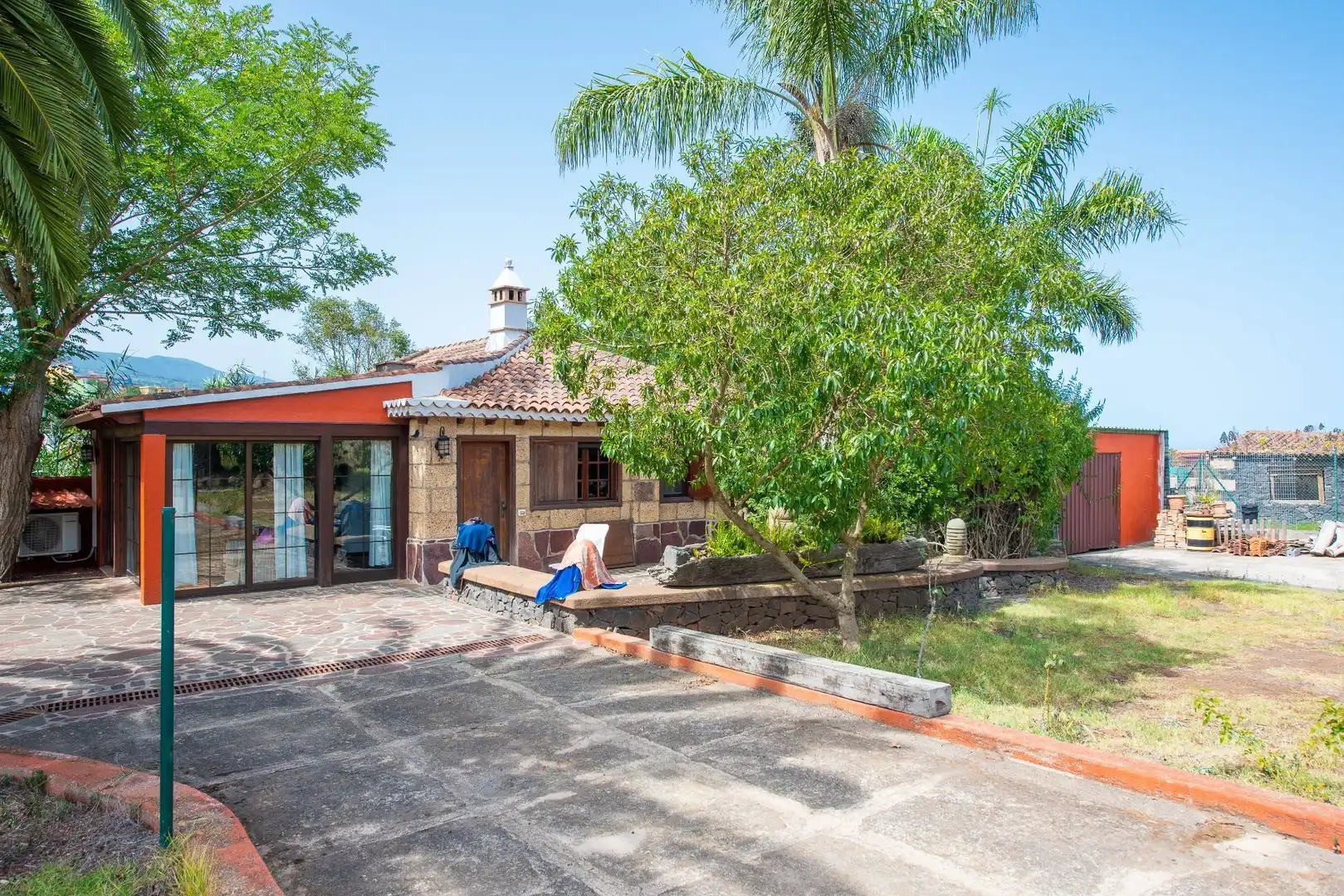 Außenansicht von Haus oder Chalet zum Verkauf in Tacoronte mit Heizung, Privatgarten und Terrasse