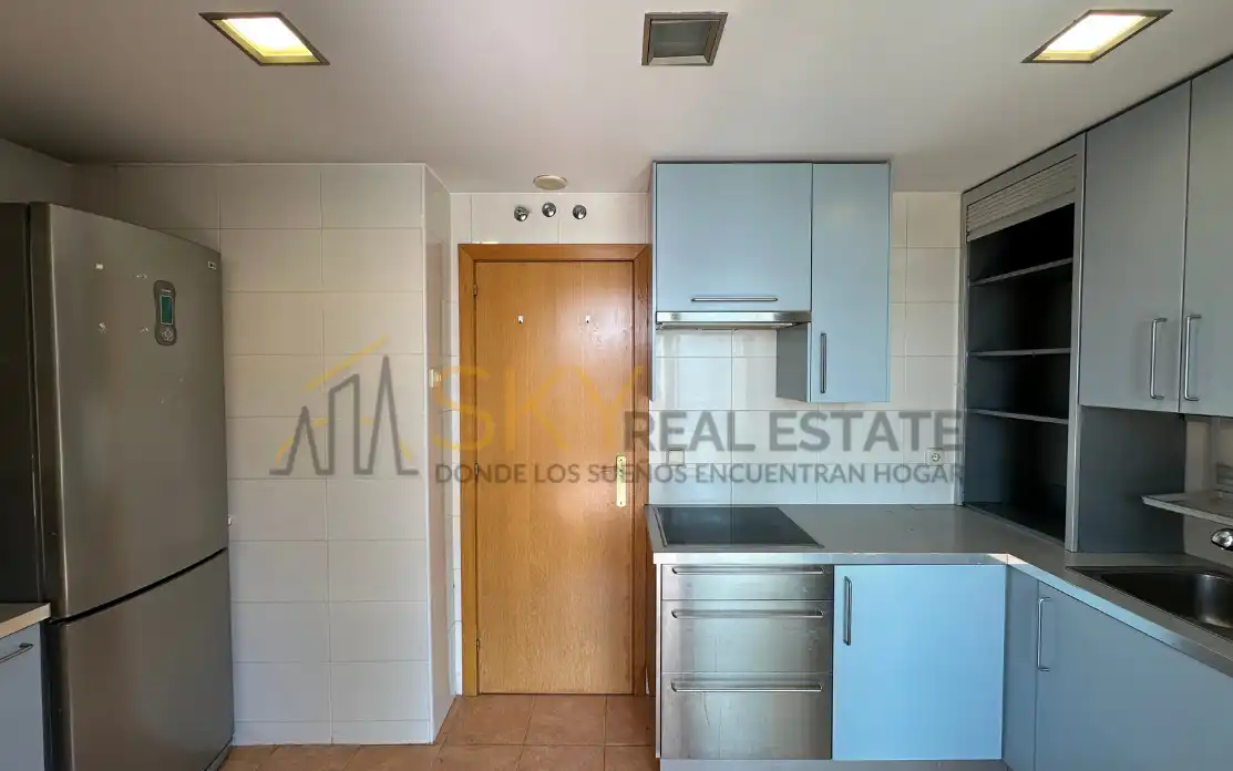 Kitchen of Attic for sale in Madrid  with Air Conditioner, Heating and Terrace