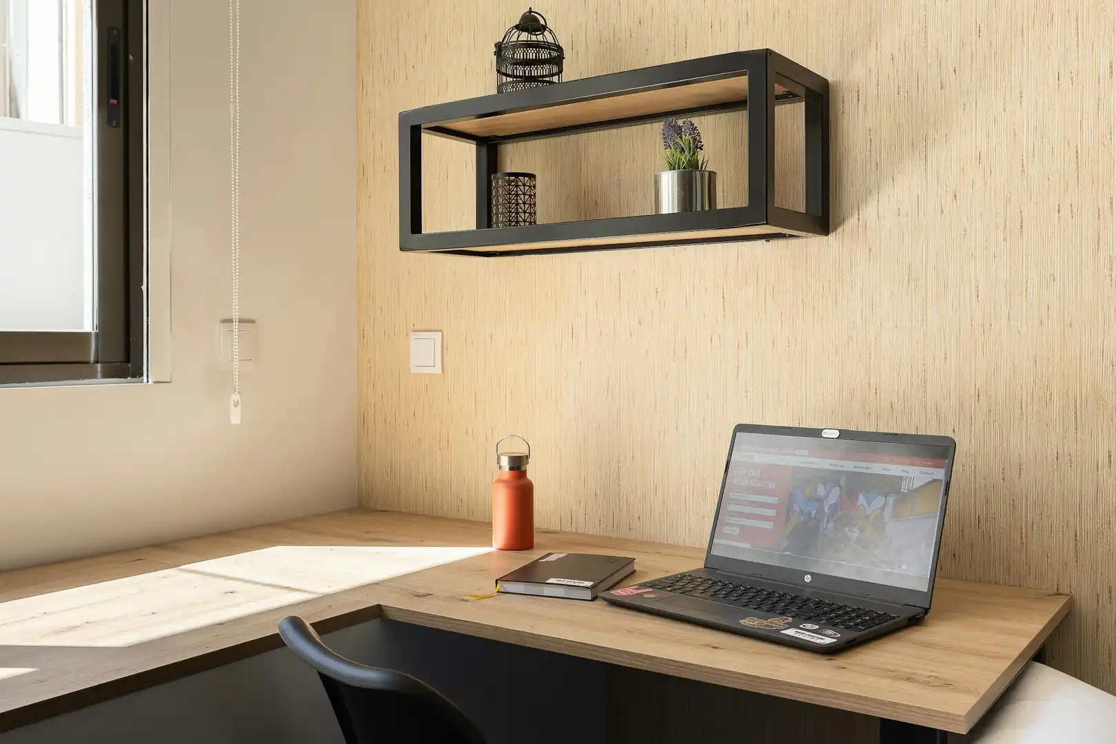 Flat for rent in Valencia  with Air Conditioner
