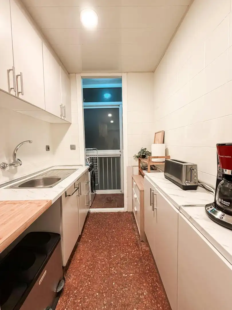 Kitchen of Flat for rent in Sant Martí