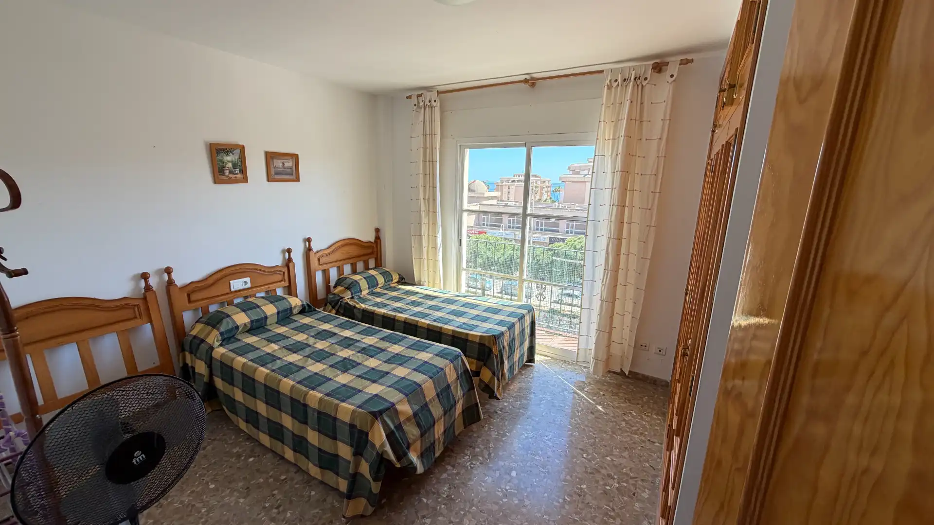 Dormitori de Pis en venda en Torrox amb Terrassa, Moblat i Forn