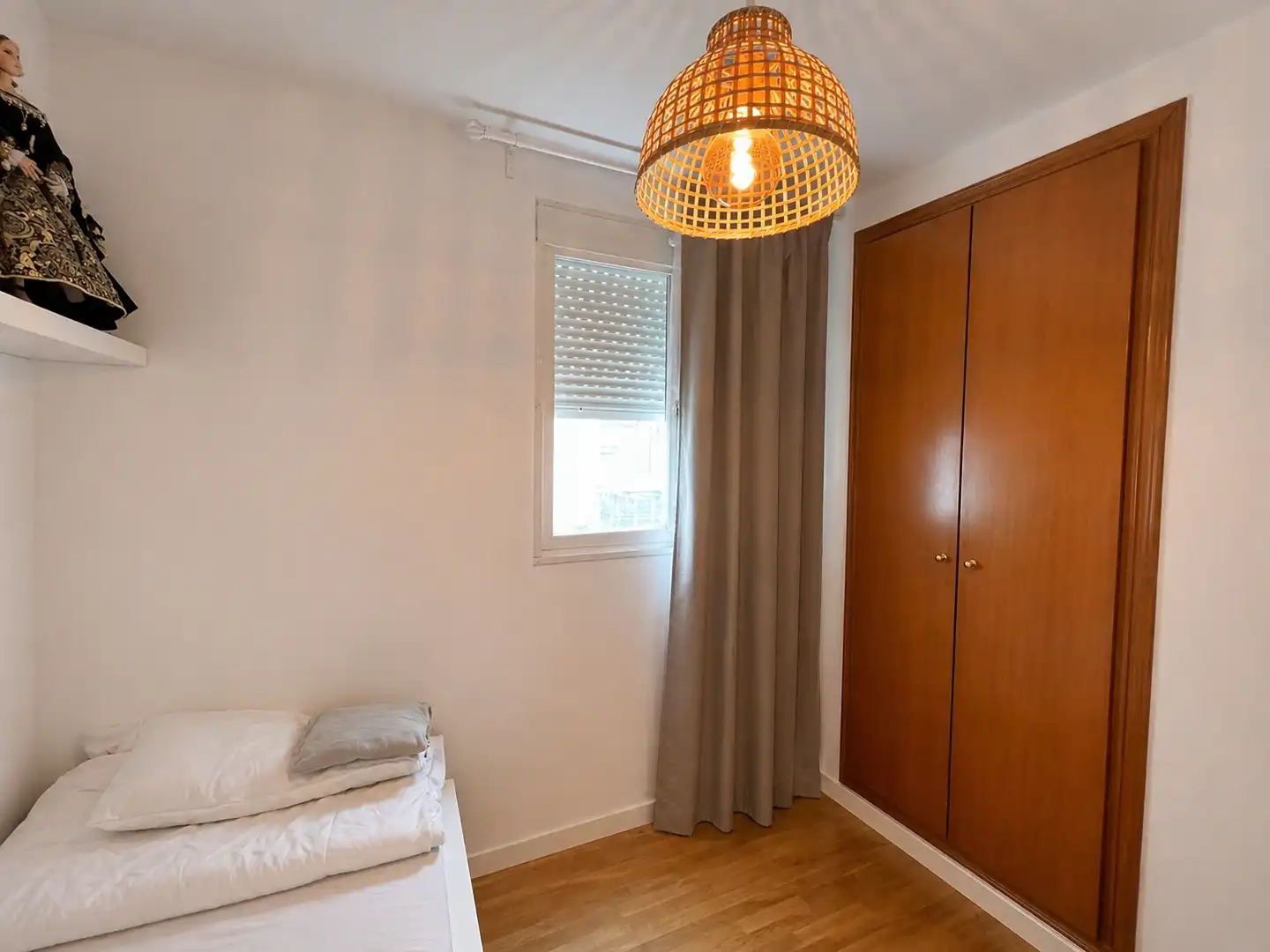 Schlafzimmer von Wohnung zum Verkauf in Valencia mit Klimaanlage, Heizung und Parkett