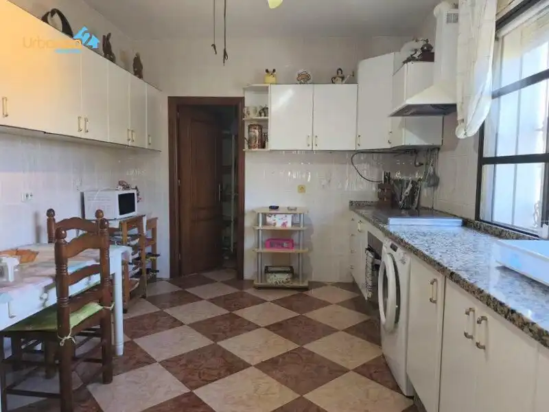 Küche von Country house zum Verkauf in Villanueva del Fresno mit Klimaanlage und Alarm