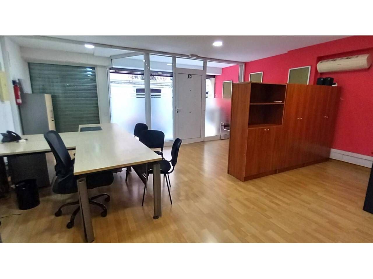 Office for sale in  Barcelona Capital  with Air Conditioner