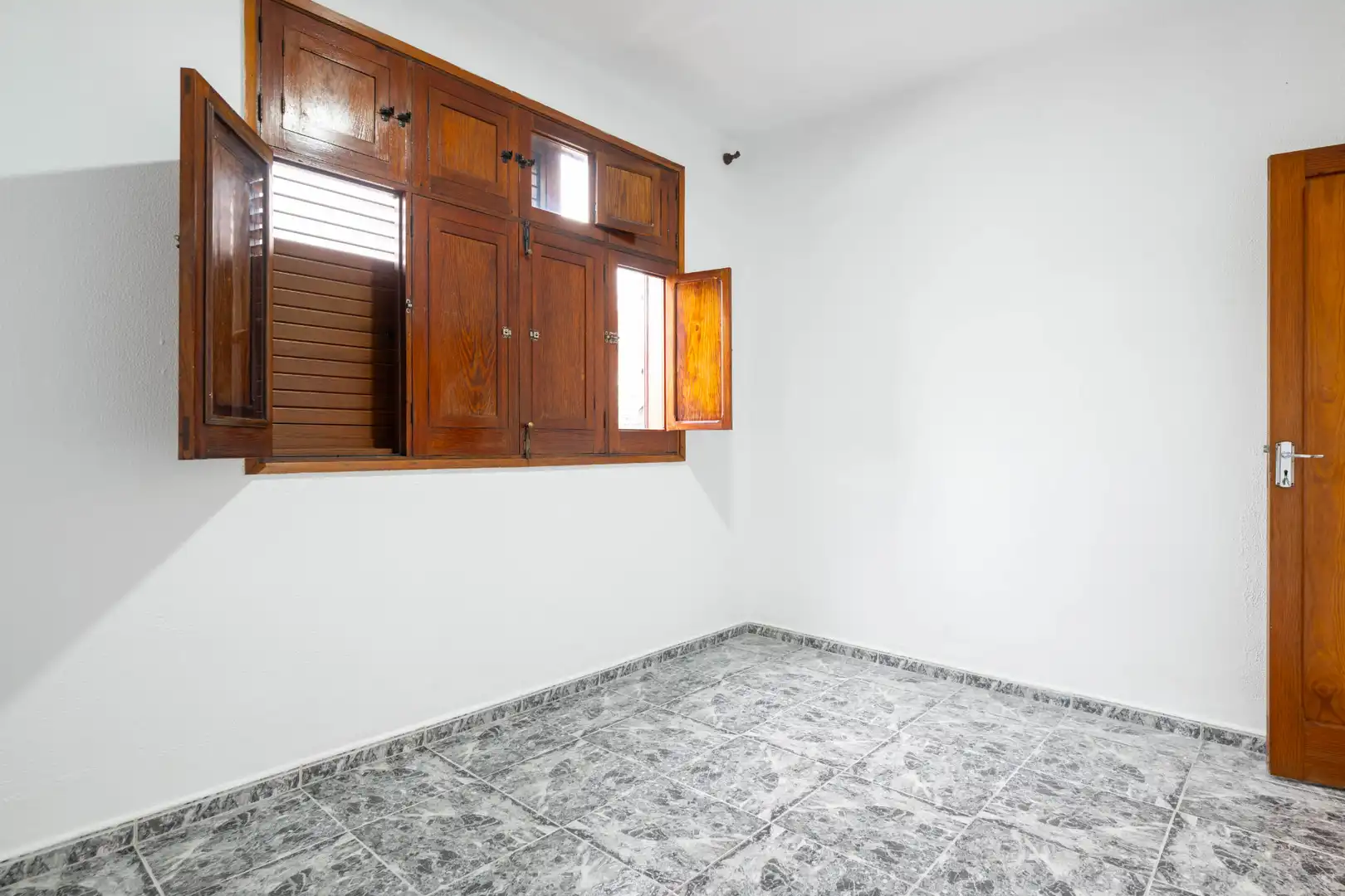 Reihenhaus zum Verkauf in Santidad, imagen 22
