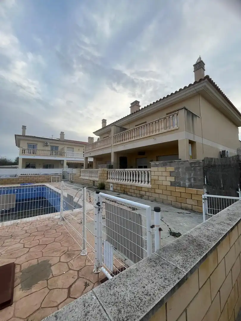 Doppelhaushälfte mit Pool zum Verkauf in Platja de Mont-roig, imagen 6