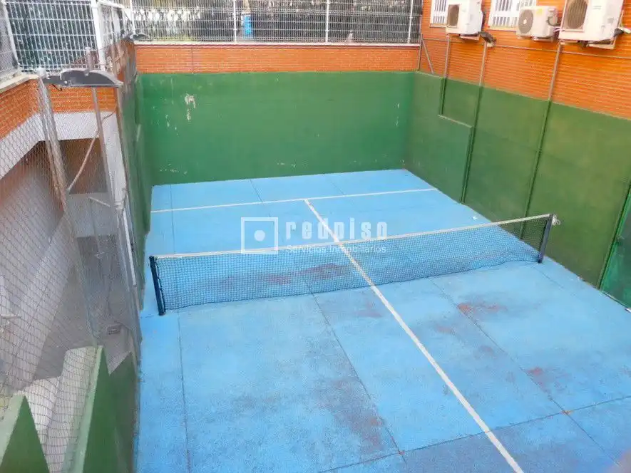 Parking of Duplexes for sale in Madrid  with Air Conditioner, Heating and Private garden