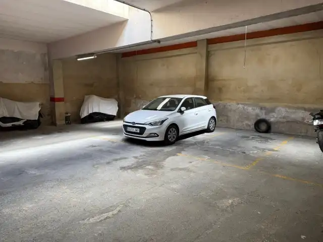 Business premises for sale in Carrer Muñoz Degraín 63, imagen 4