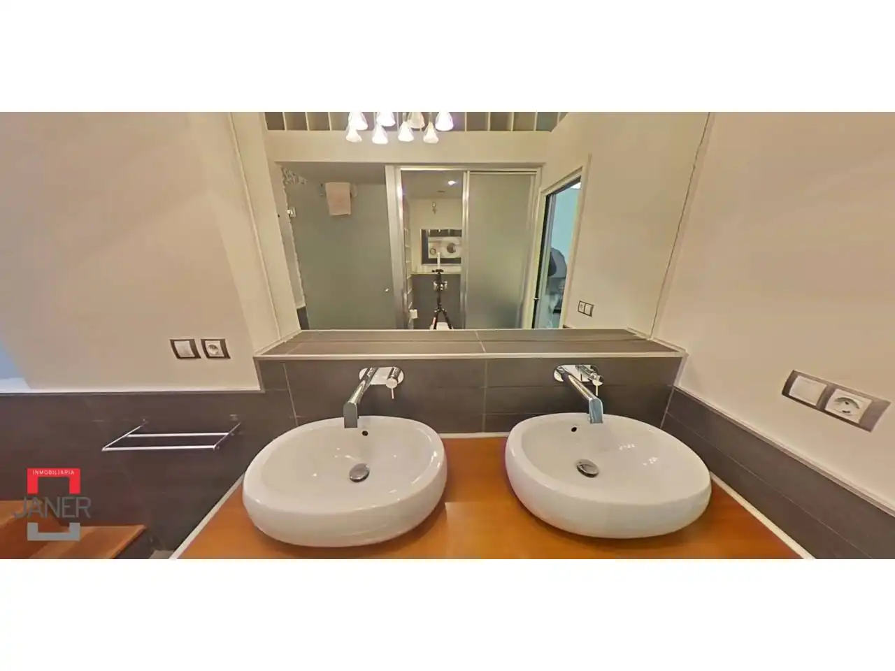 Bathroom of Lofts for sale in Sevilla