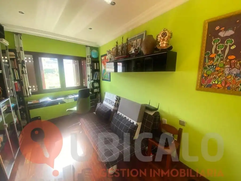 Habitación de Ático en venta en San Cristóbal de la Laguna con Amueblado, Horno y Lavadora