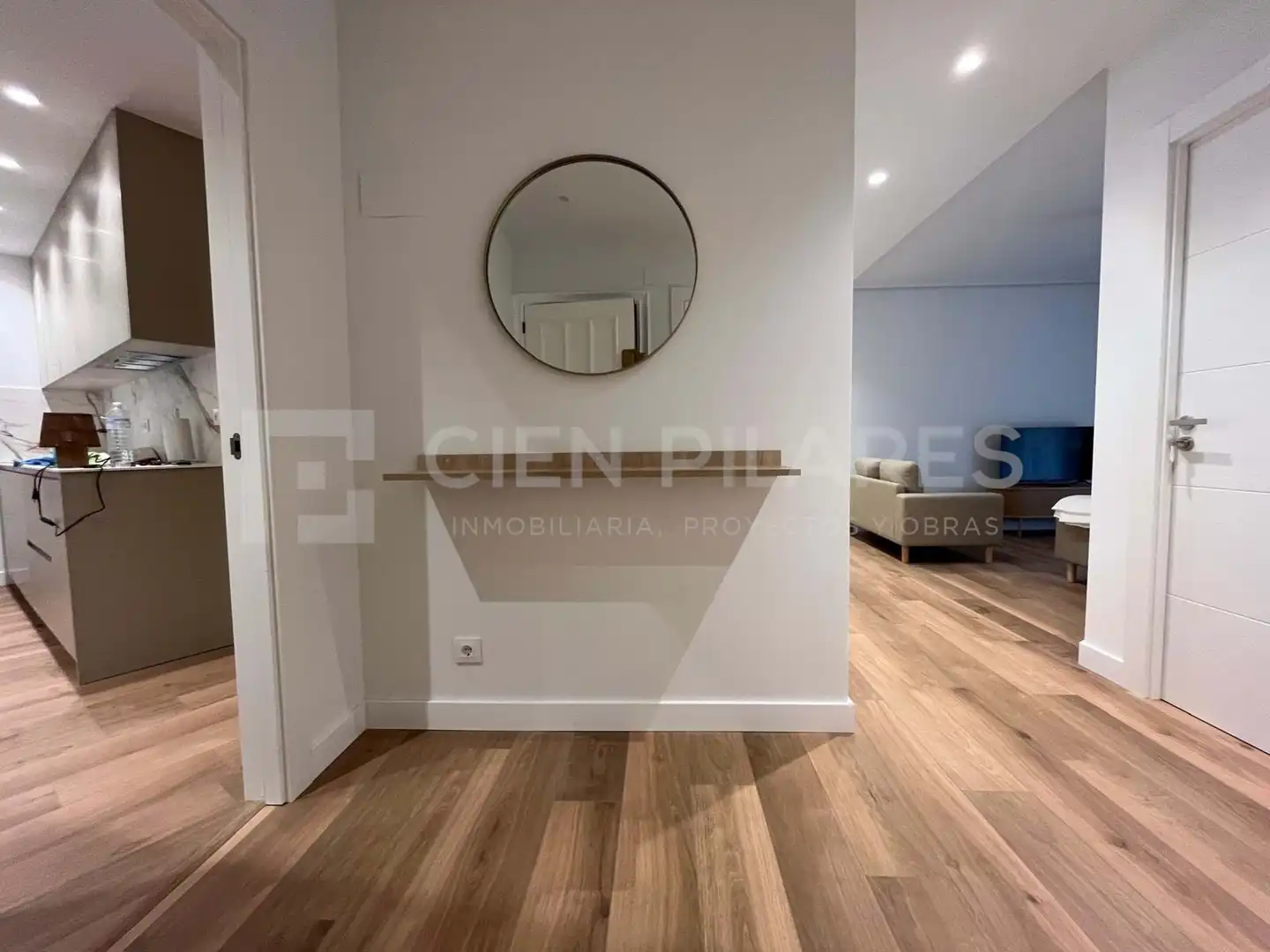 Room in C/ SAN ANTON, Gran Via