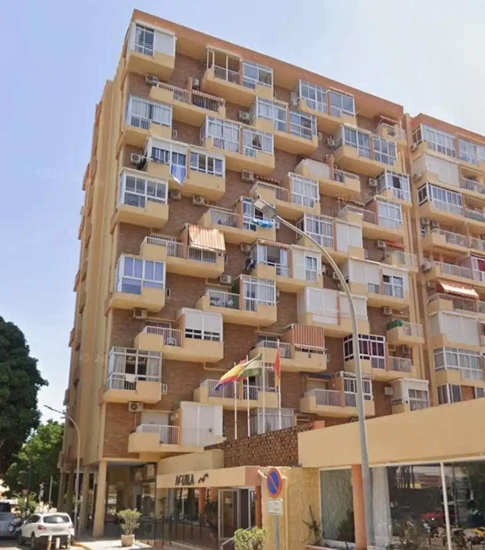 Vista exterior de Apartament en venda en Benalmádena amb Aire condicionat, Calefacció i Terrassa