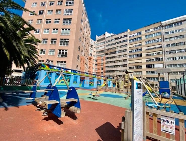 Vista exterior de Piso en venta en A Coruña Capital  con Calefacción, Amueblado y Horno