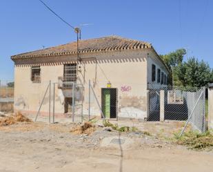 Vista exterior de Casa o xalet en venda en  Granada Capital