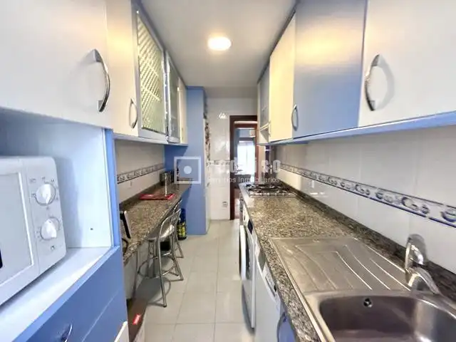 Cuina de Pis en venda en Madrid amb Aire condicionat, Calefacció i Terrassa