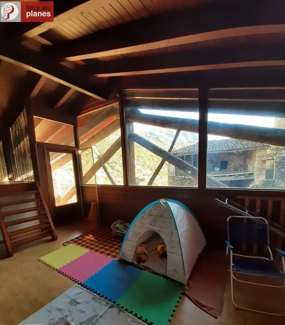 Habitación de Casa o chalet en venta en Cabó con Calefacción y Jardín privado