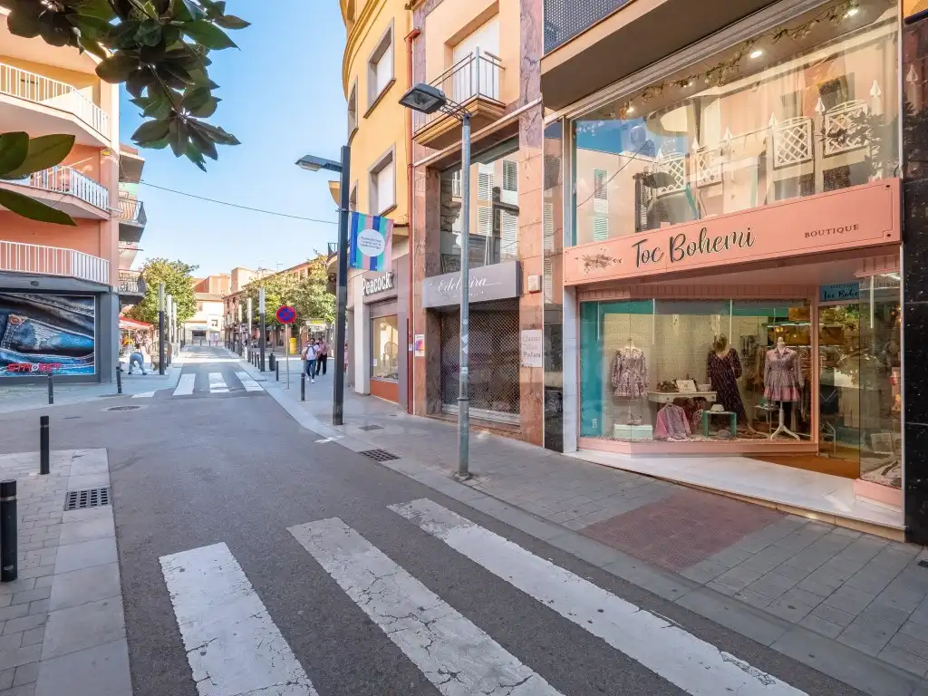 Business premises for sale in Carrer Dídac Garrell i Tauler, imagen 2