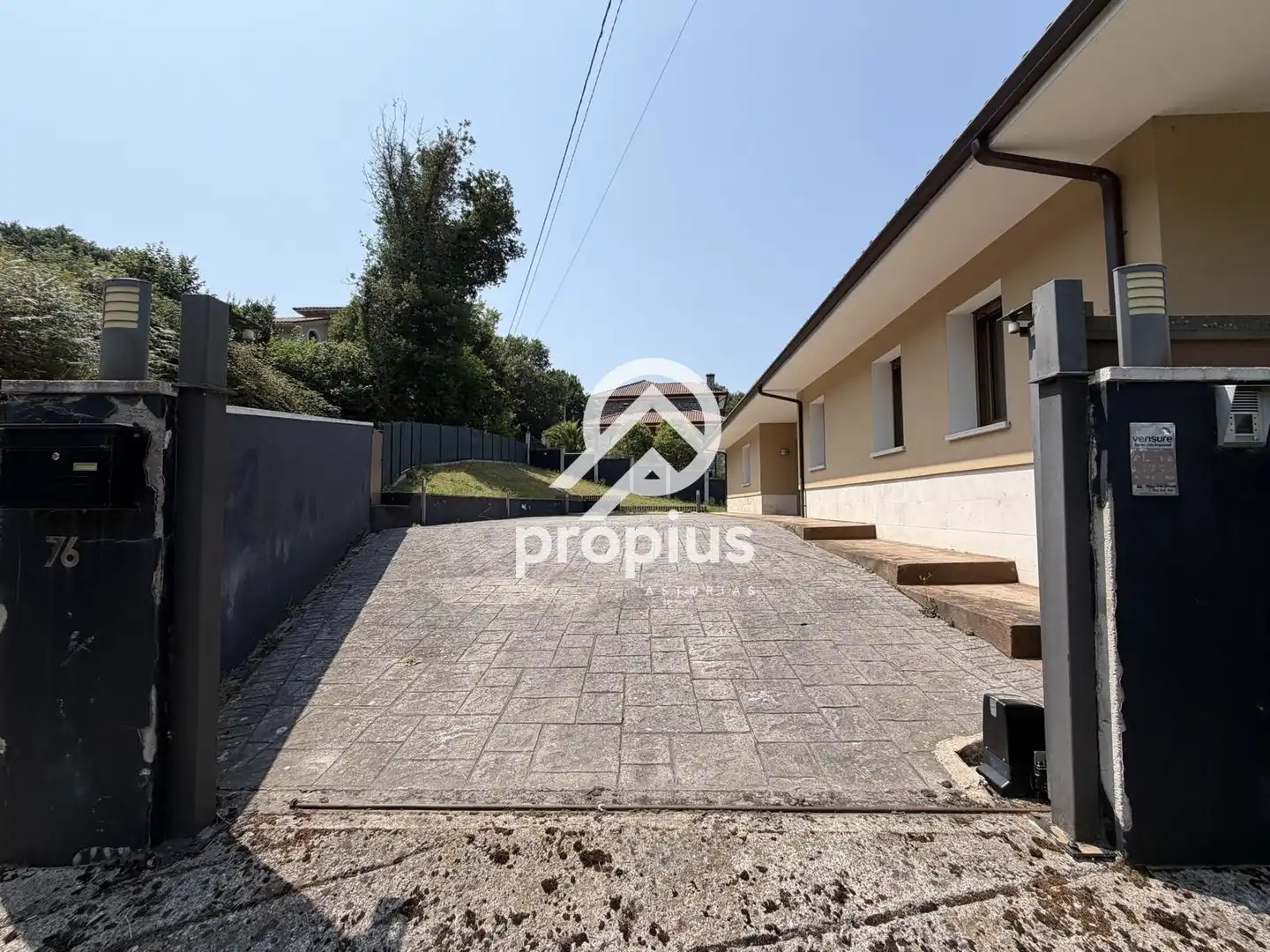 Vista exterior de Casa o chalet en venta en Cangas de Onís con Calefacción, Terraza y Trastero