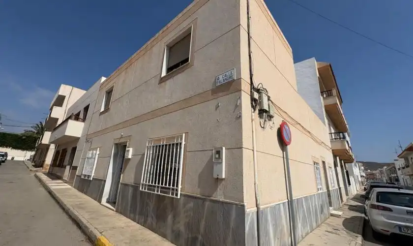 Vista exterior de Casa o chalet en venta en Carboneras con Terraza