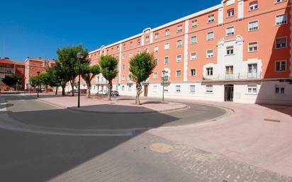 Vista exterior de Pis en venda en Burgos Capital