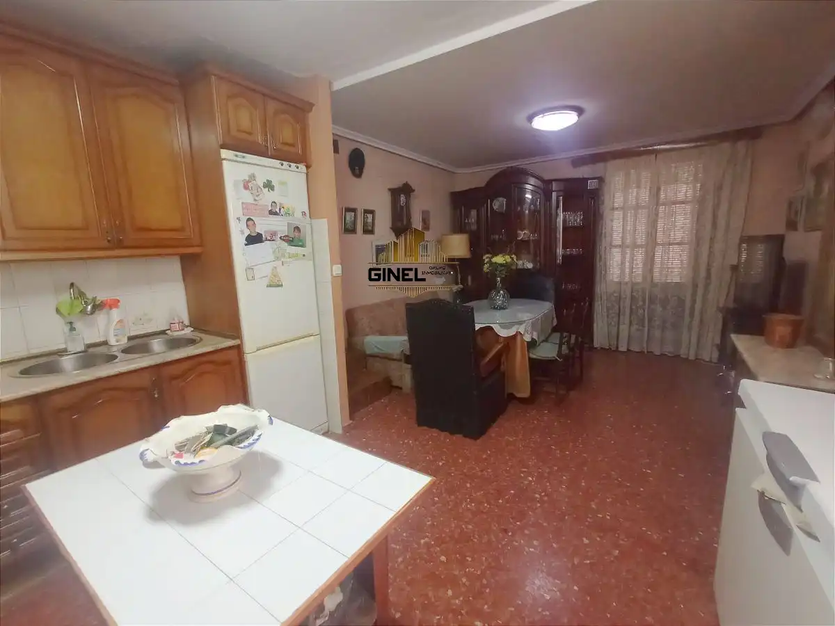 Casa amb terrassa en venda a Ctra. Circunvalación - La Magdalena, imagen 3