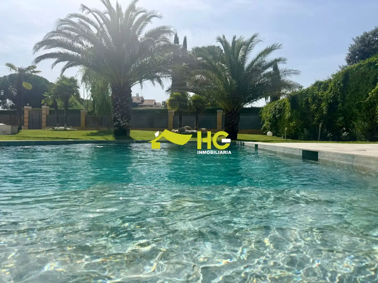 Piscina de Estudio de alquiler en Villaviciosa de Odón con Aire acondicionado, Calefacción y Amueblado
