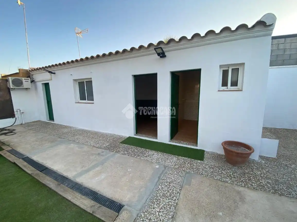 Jardín de Finca rústica en venta en Dos Hermanas