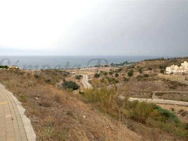 Terreno residenziale in vendita a Almayate
