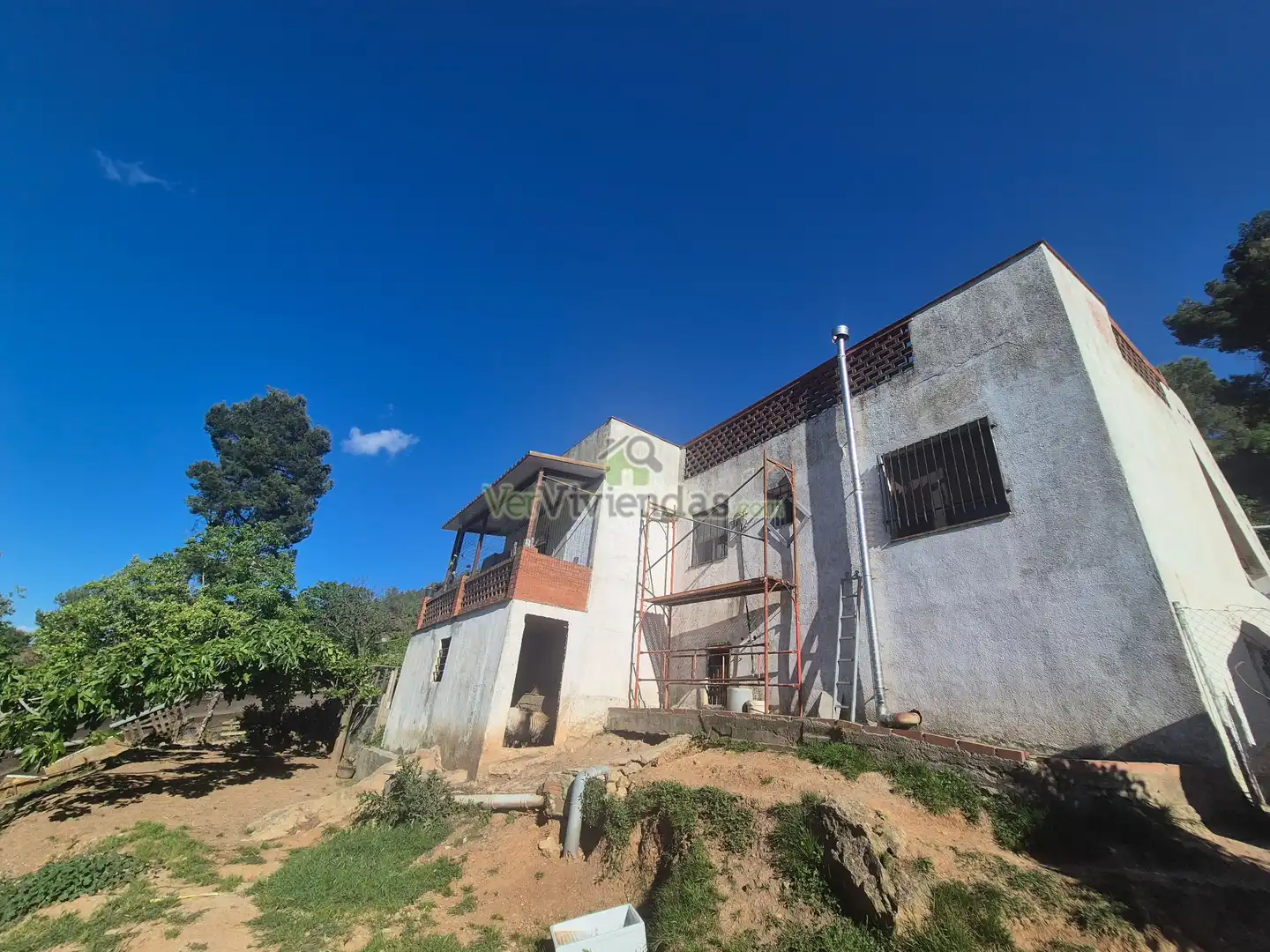 Vista exterior de Casa o chalet en venta en Corbera de Llobregat con Calefacción, Jardín privado y Parquet