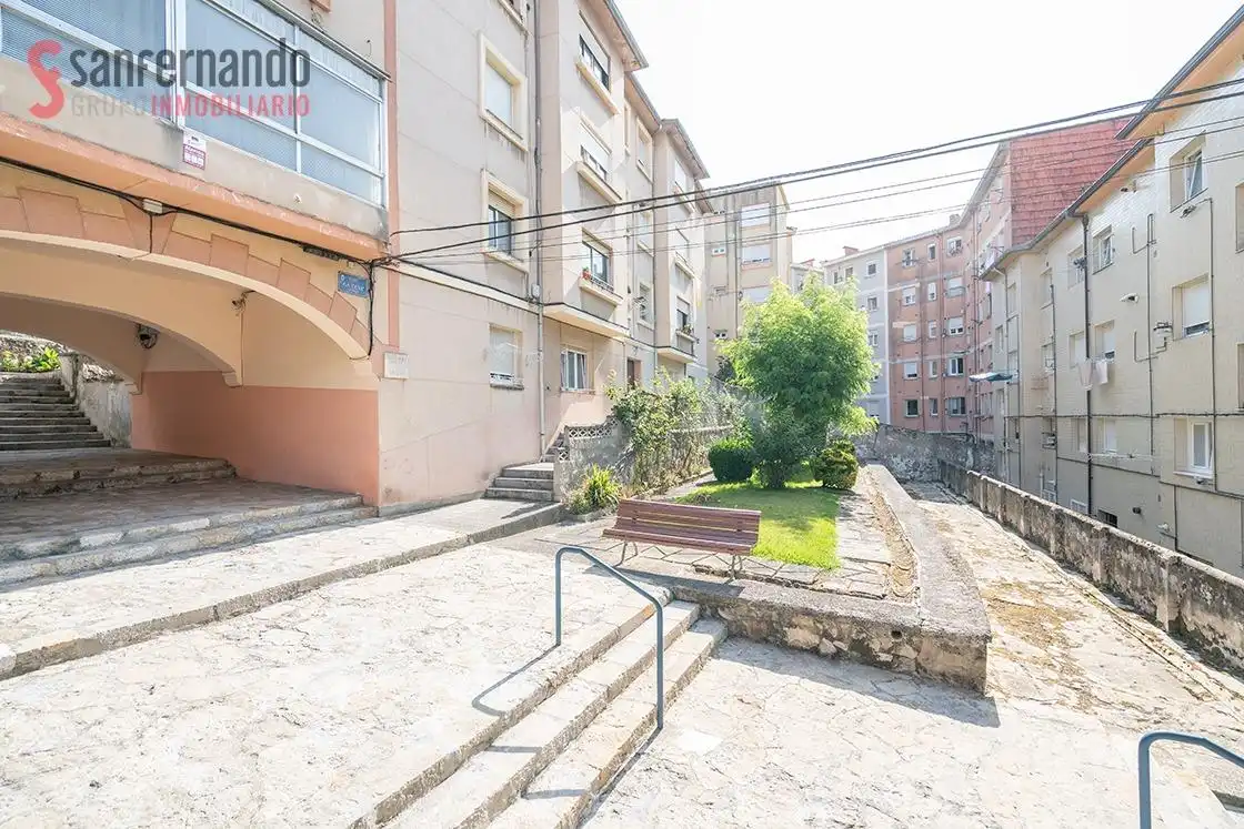 Vista exterior de Piso en venta en Santander con Calefacción y Parquet