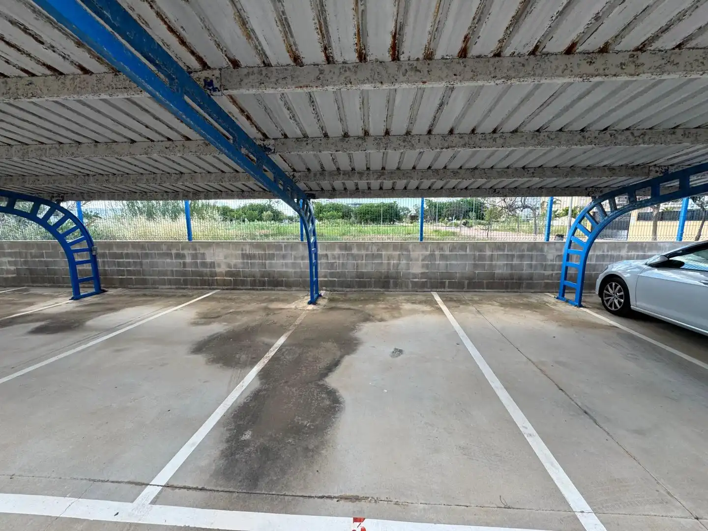 Parkplatz von Wohnungen zur Miete in Piles mit Terrasse, Abstellraum und Möbliert
