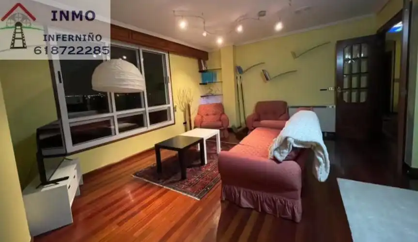 Sala de estar de Piso de alquiler en Ferrol con Trastero, Horno y Lavadora