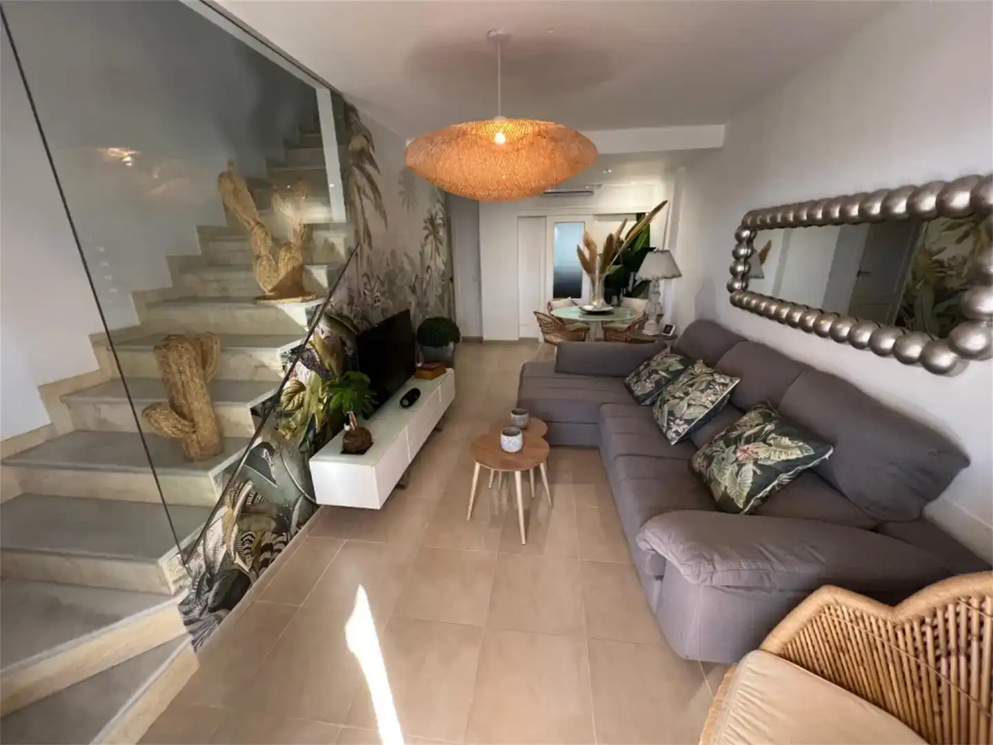 Sala de estar de Dúplex en venta en Mojácar con Aire acondicionado, Jardín privado y Parquet