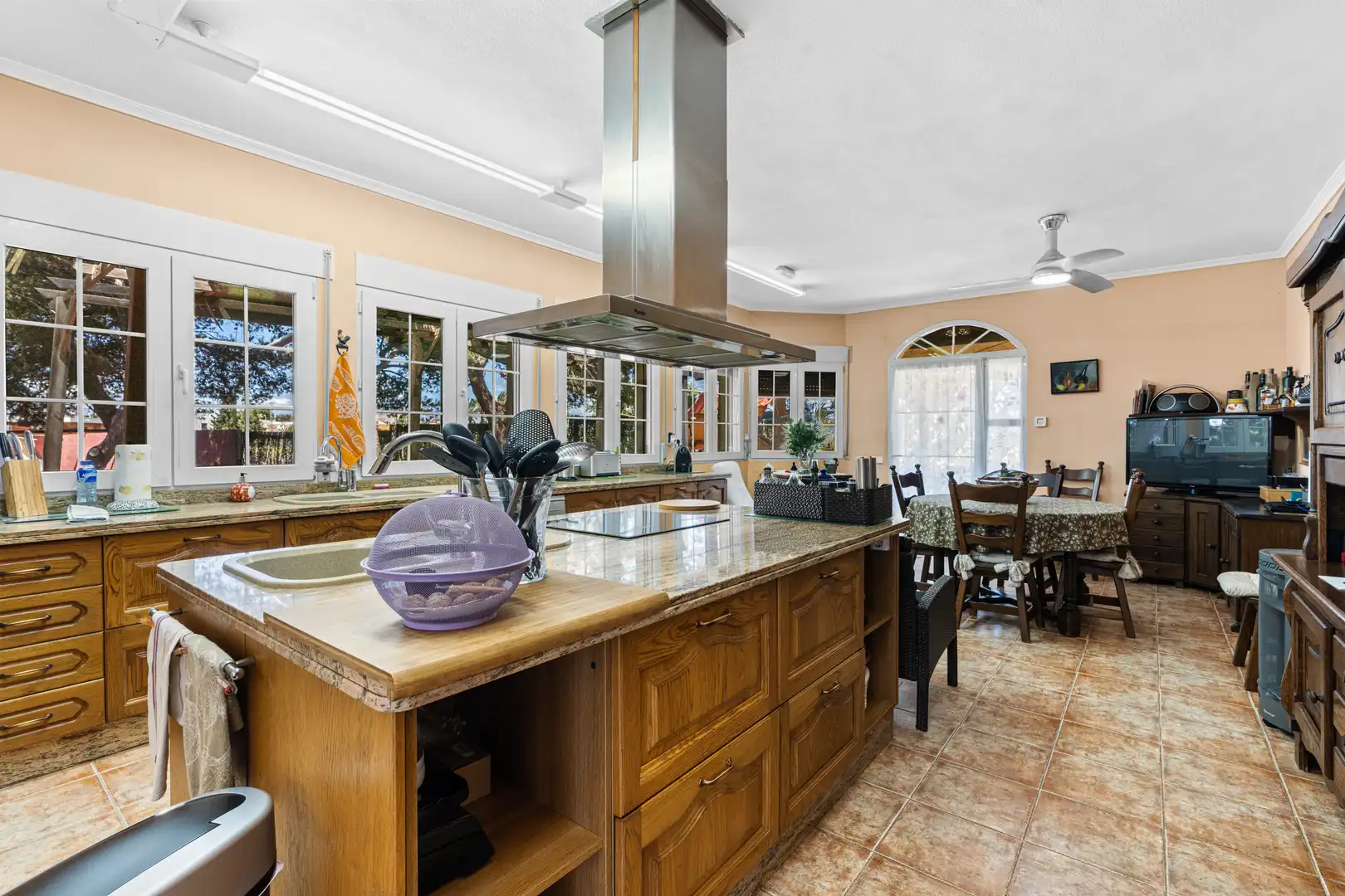 Kitchen of Houses for sale in Elche / Elx  with Air Conditioner, Heating and Private garden