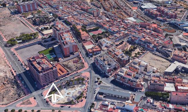 Local comercial en Alquiler en Calle Pinito del Oro, 4 en Piedras Redondas - Torrecárdenas